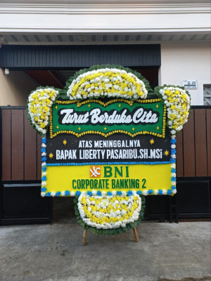 Papan Bunga Duka di Murung