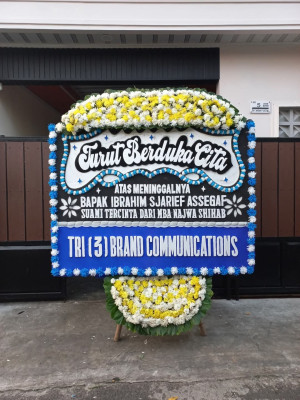 Papan Bunga Duka di Murung